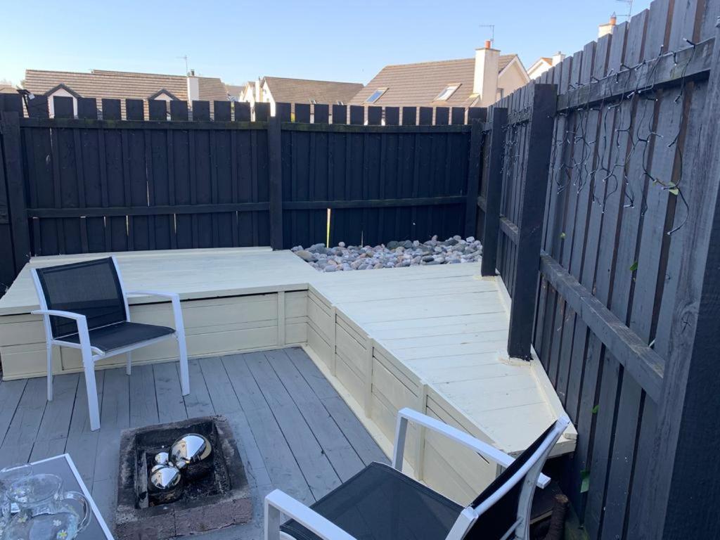 Holiday Home In Ballycastle - Fainne Na Cairde Exterior foto
